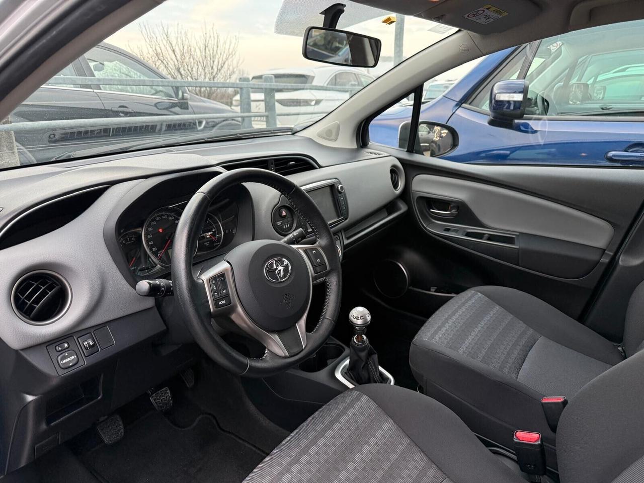 Toyota Yaris 1.0 benzina Neopatentati