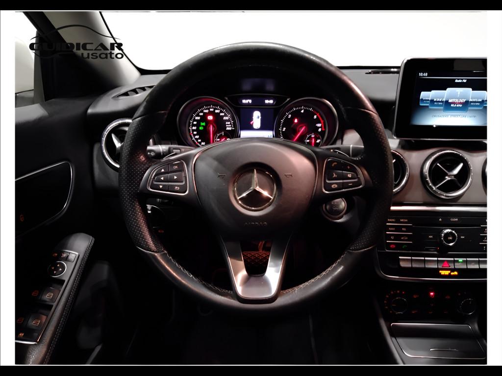 Mercedes-Benz CLA Shooting Brake - X117 - CLA Shooting Brake 220 d Sport a