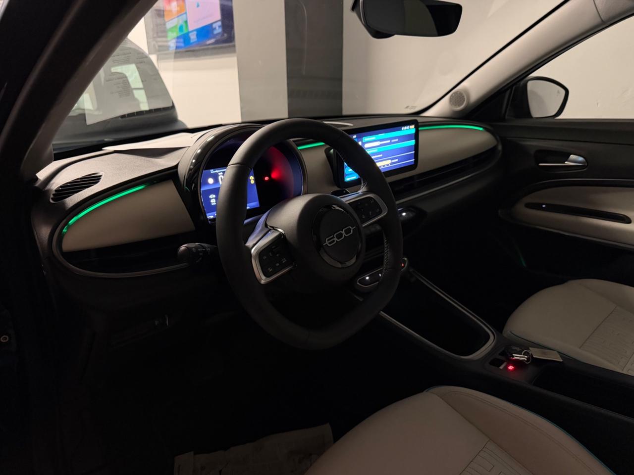 Fiat 600 Hybrid 100 CV DCT MHEV La Prima 230 al mese