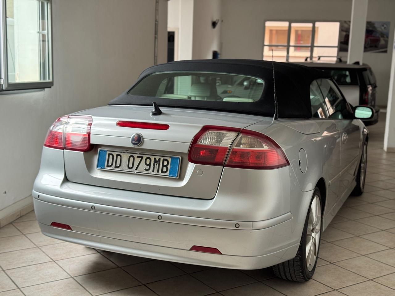 Saab 9-3 Cabriolet 1.9 TiD 16V DPF Vector Sentronic