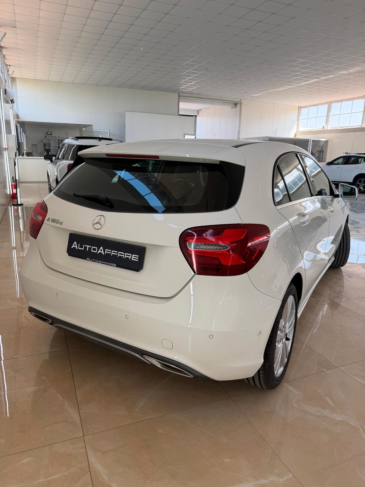 Mercedes-benz A 180 d Premium