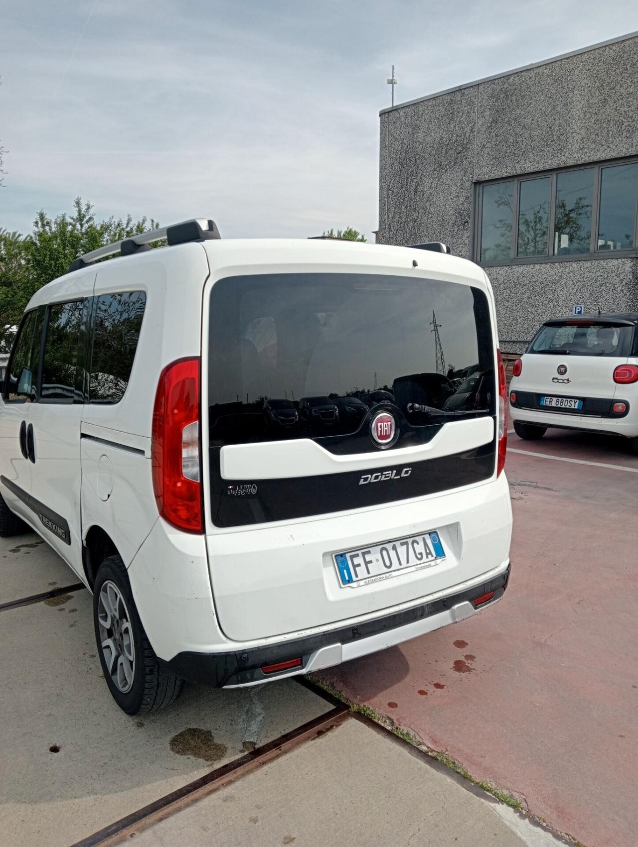 Fiat Doblò 1.6 MJT 120CV 7 Posti Trekking