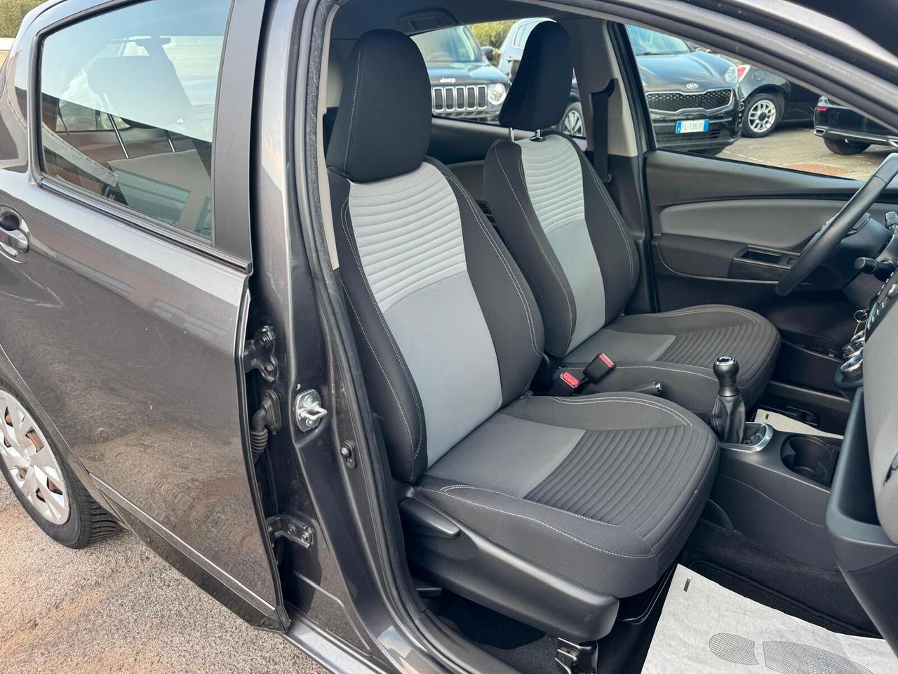 Toyota Yaris 1.0 BENZ 72CV 5P ACTIVE FULL OPTIONAL 2019
