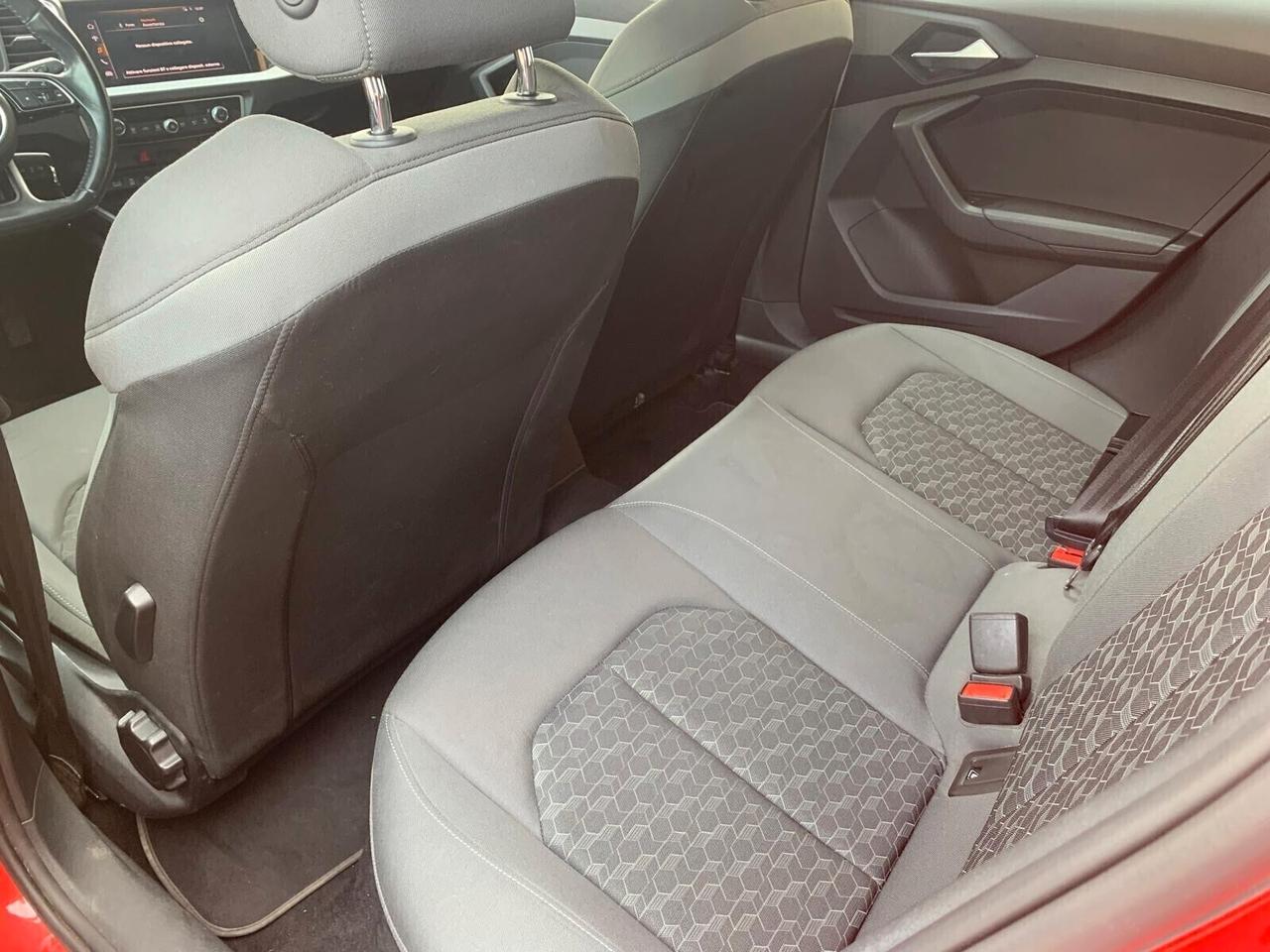 Audi A1 SPB 30 TFSI S-tronic S-line edition Neopat.