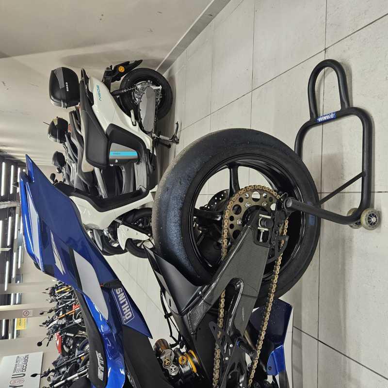 Yamaha YZF R6 GYTR - 2023