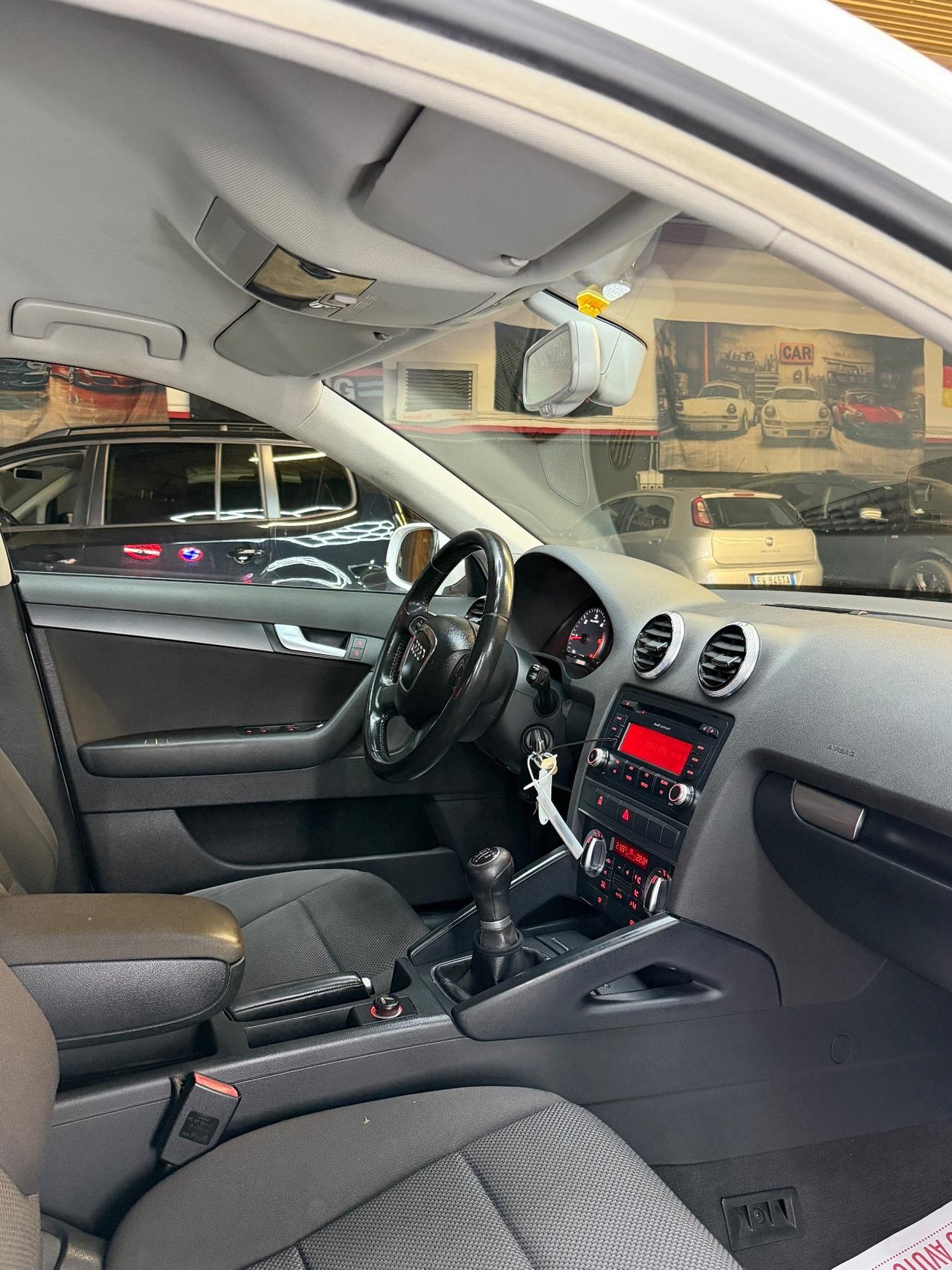 Audi A3 1.6 TDI Young