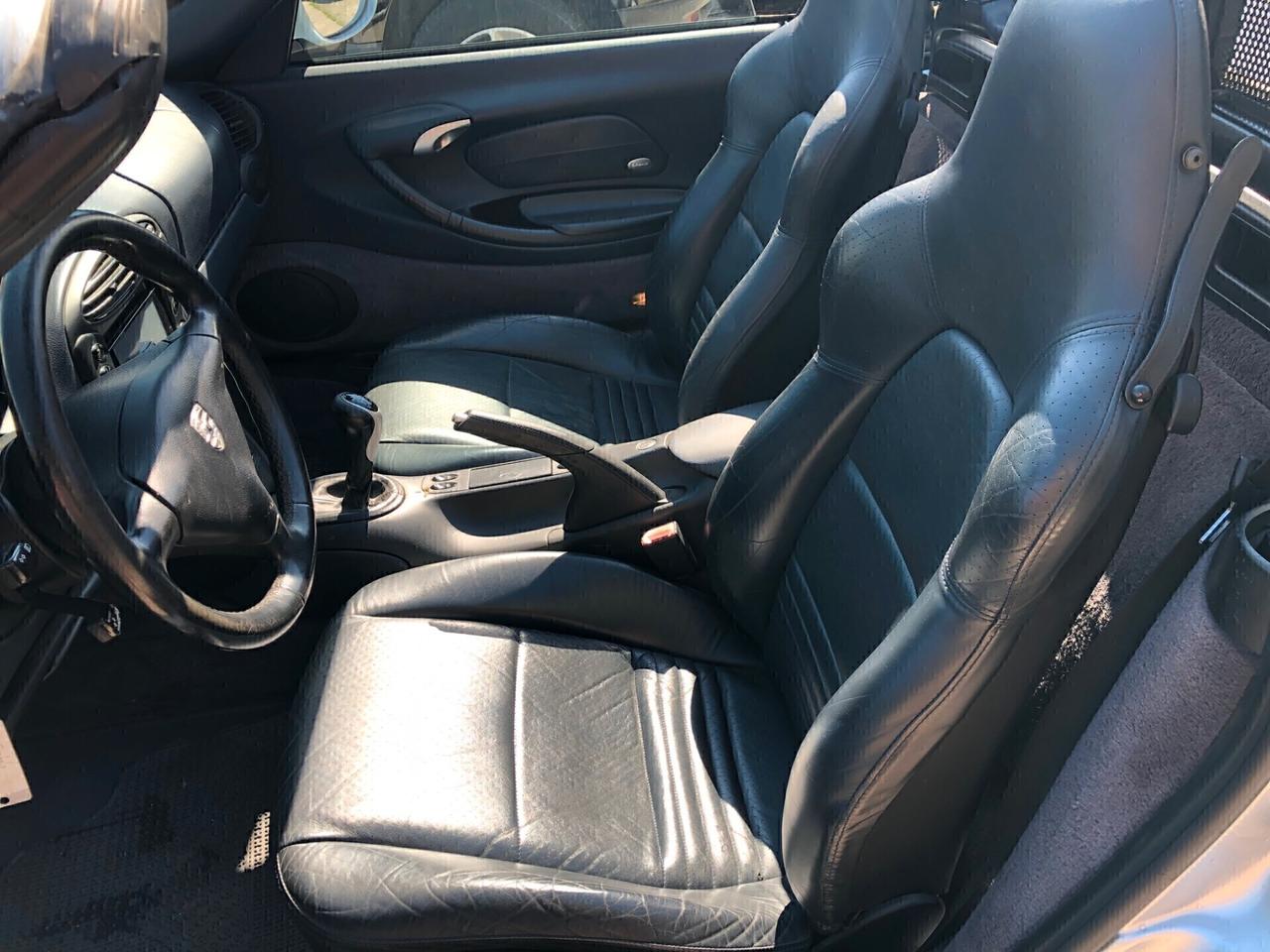 Porsche Boxster 2.7i 24V cat