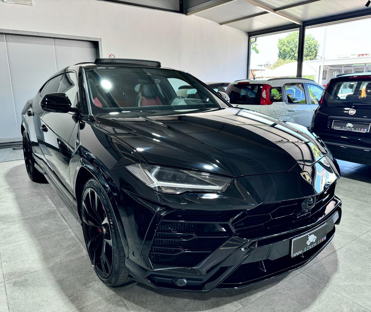 Lamborghini Urus 4.0 V8 Total Black