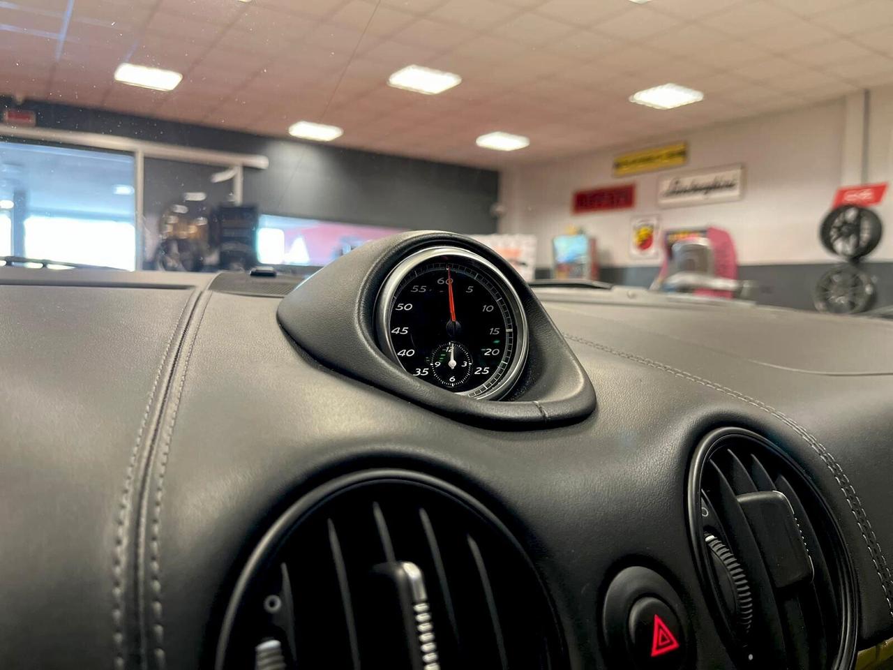 Porsche Cayman 3.4 R