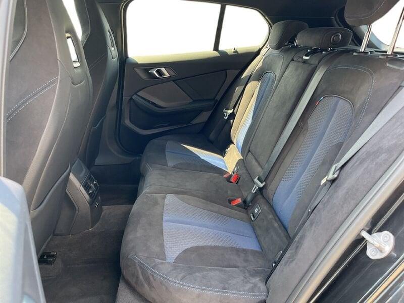 BMW Serie 1 F40 118d Msport auto