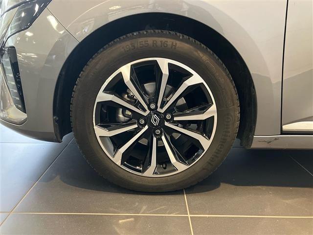 RENAULT Clio 1.0 TCe Techno