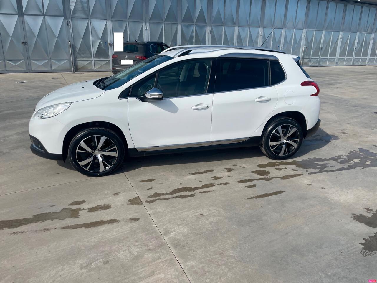 Peugeot 2008 1.6 e-HDi 92 CV Stop&Start Allure