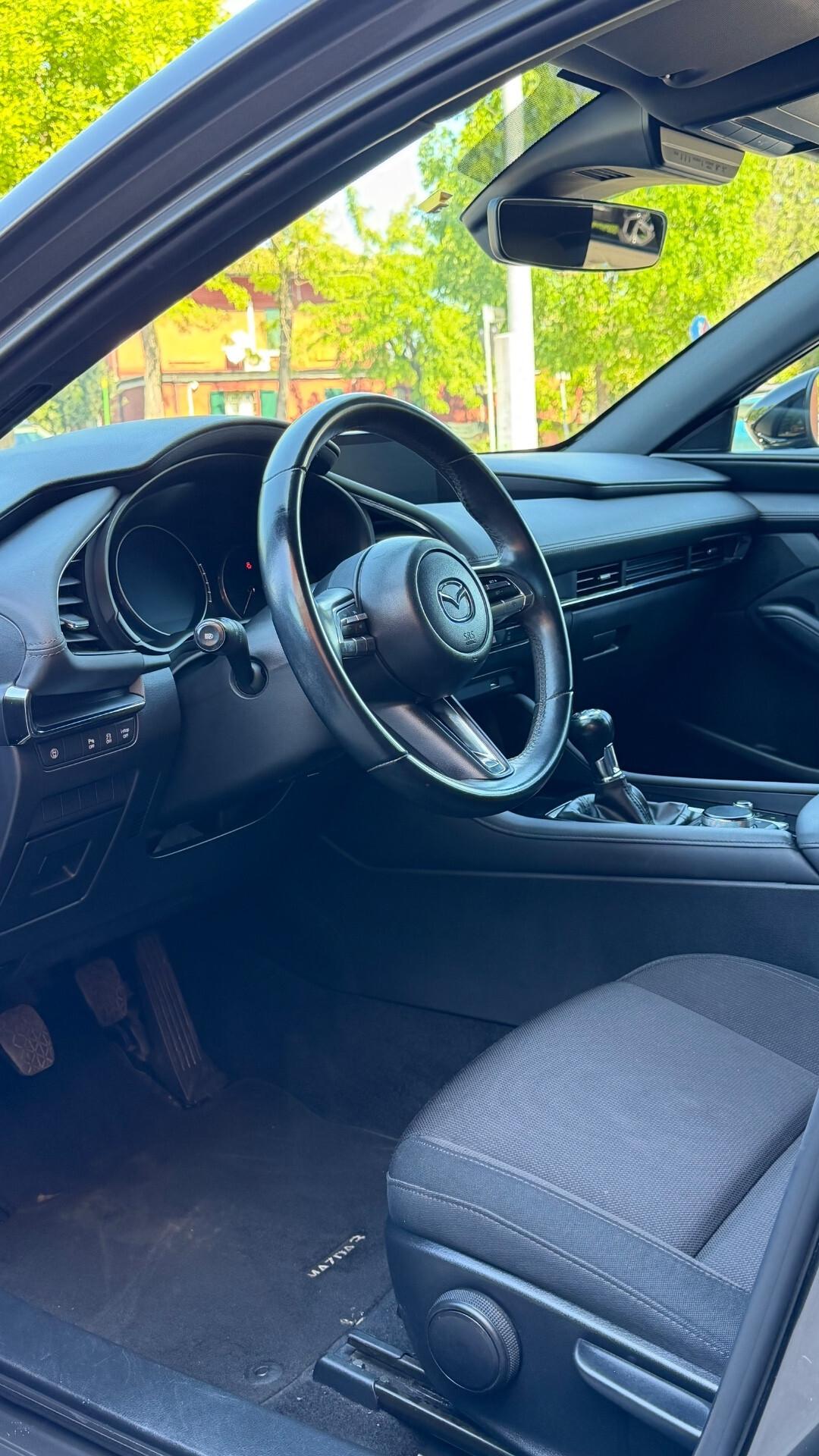Mazda 3 1.8L Skyactiv-D Exclusive