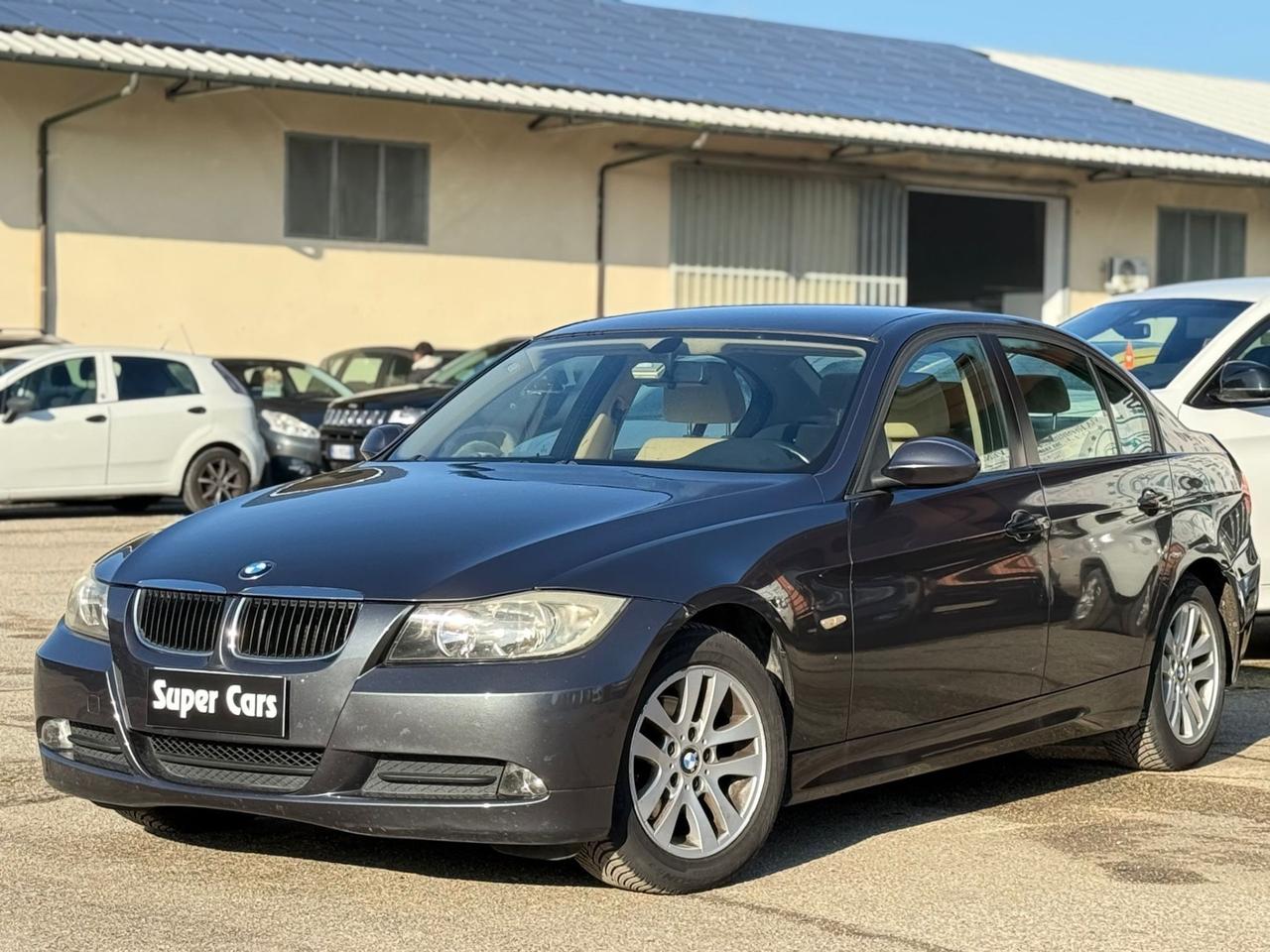 BMW 318 BENZINA 150CV BERLINA Futura