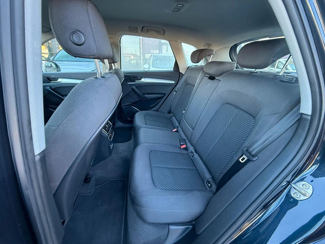 Audi Q5 2.0 TDI quattro S tronic Business