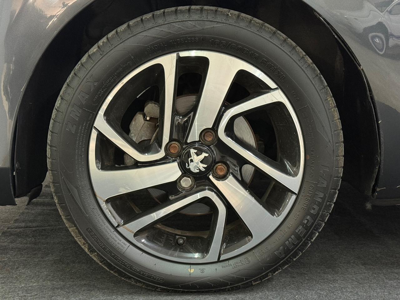 PEUGEOT 108 2018 1.0 VTi 72cv 5 porte Allure