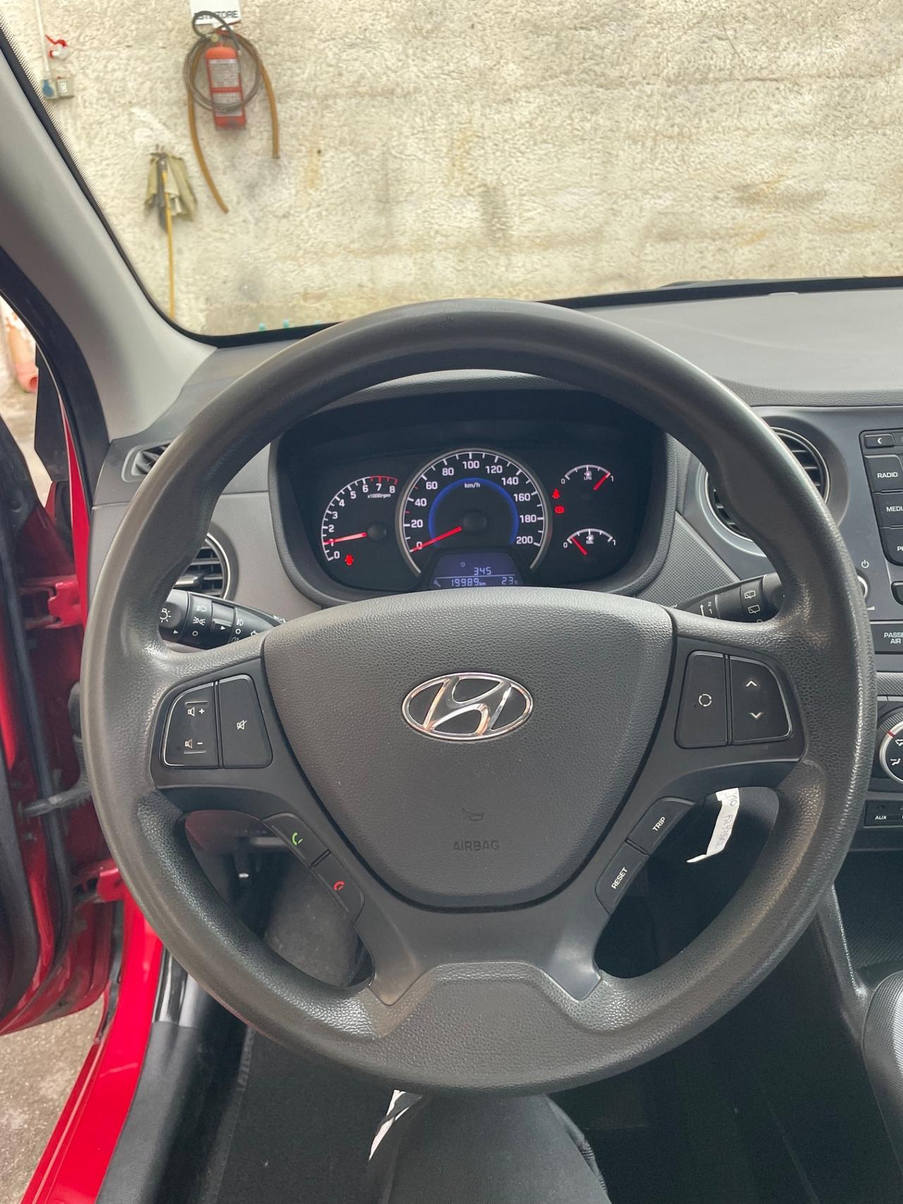 HYUNDAI I-10 1000 GPL RESTAYLING FULL OPTIONAL DAL NORD ITA