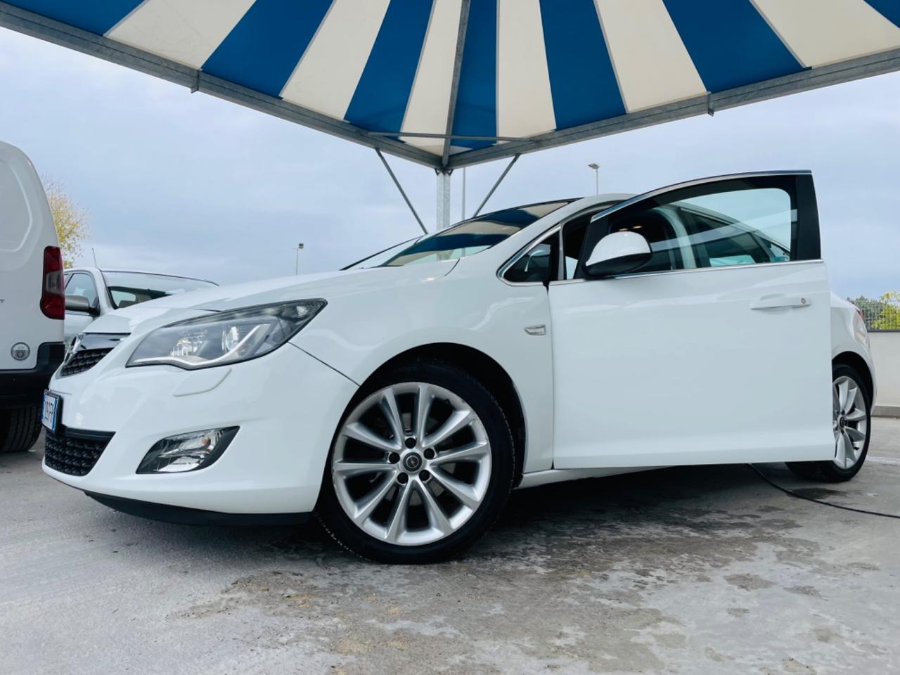 Opel Astra 1.7 CDTI 125CV 5 porte Cosmo