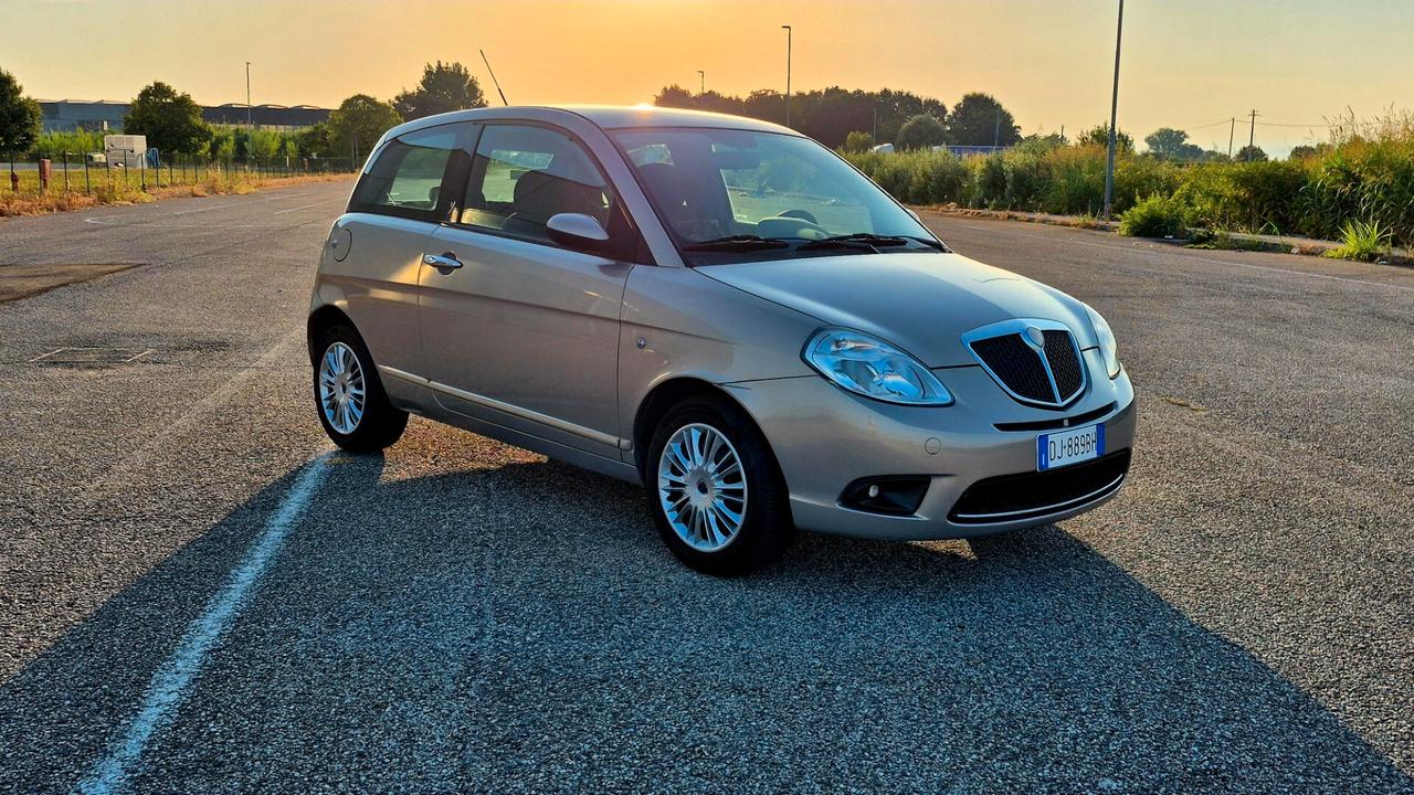 Lancia Ypsilon 144.000KM NESSUN LAVORO DA FARE