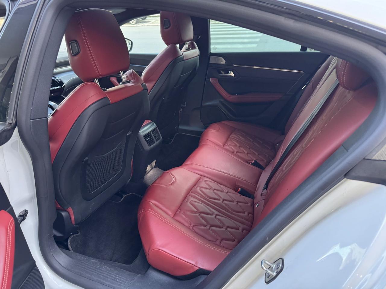 Peugeot 508 BlueHDi 130 Stop&Start EAT8 GT Pack