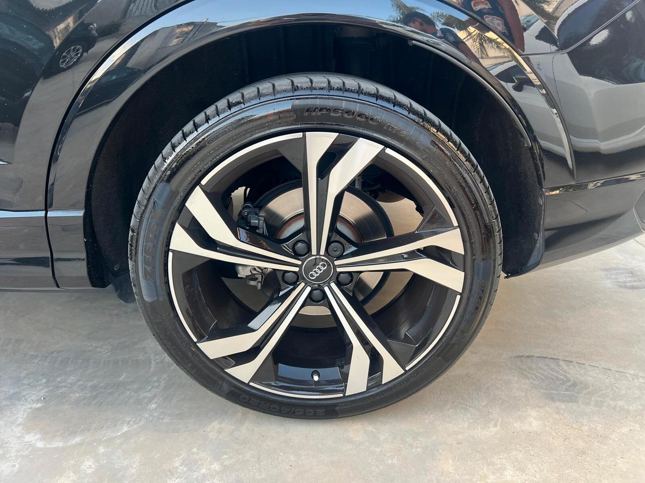 Audi Q3 SPB 40 TDI S tronic quattro edition