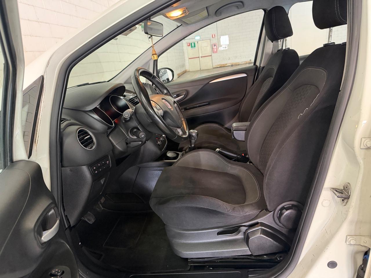 Fiat Punto 1.3 MJT II 75 CV 5 porte Lounge