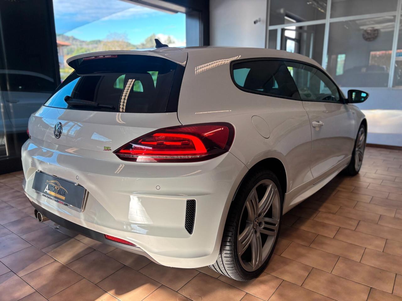Volkswagen Scirocco 2.0 tdi R-LINE 177cv dsg *EURO6C*