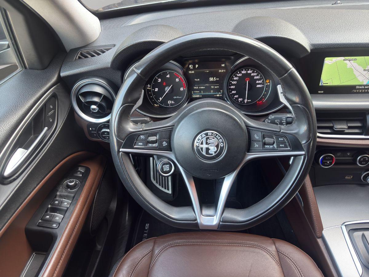 ALFA ROMEO - Stelvio - 2.2 T.diesel 210 CV AT8 Q4 Super