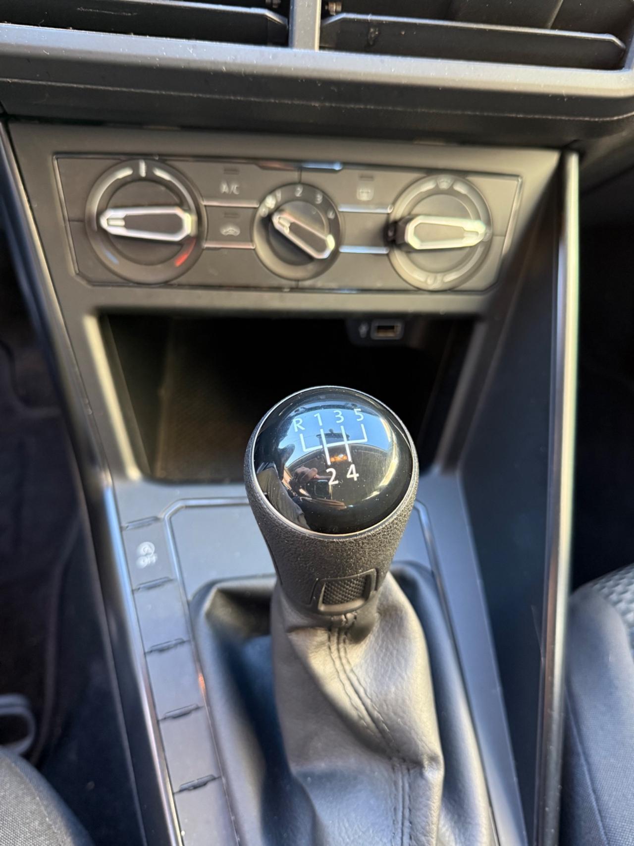 Volkswagen Polo 1.0 MPI 5p. Trendline