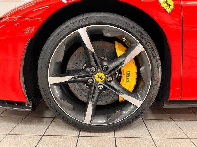 FERRARI SF90 Spider