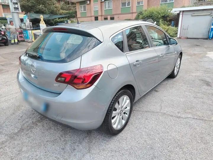 Opel Astra 1.7 CDTI 110CV 5 porte Cosmo