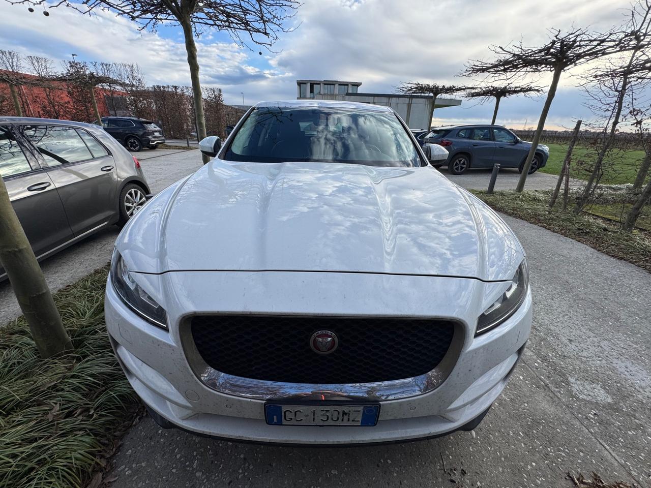 Jaguar F-Pace 2.0 D 180 CV AWD aut. Prestige Unico proprietario