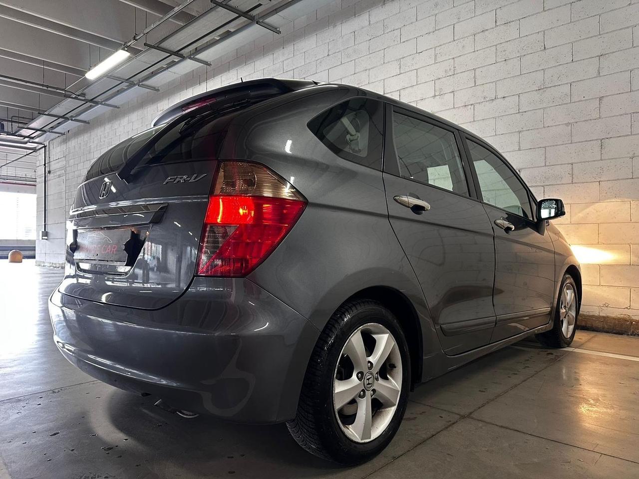 Honda FR-V 1.8 16V i-VTEC aut. Executive Navi LH