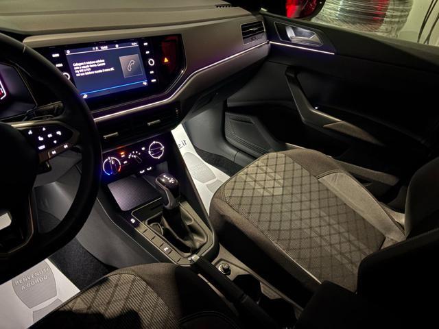 VOLKSWAGEN Taigo 1.0 TSI 110 CV DSG R-Line TETTO APR/PAN