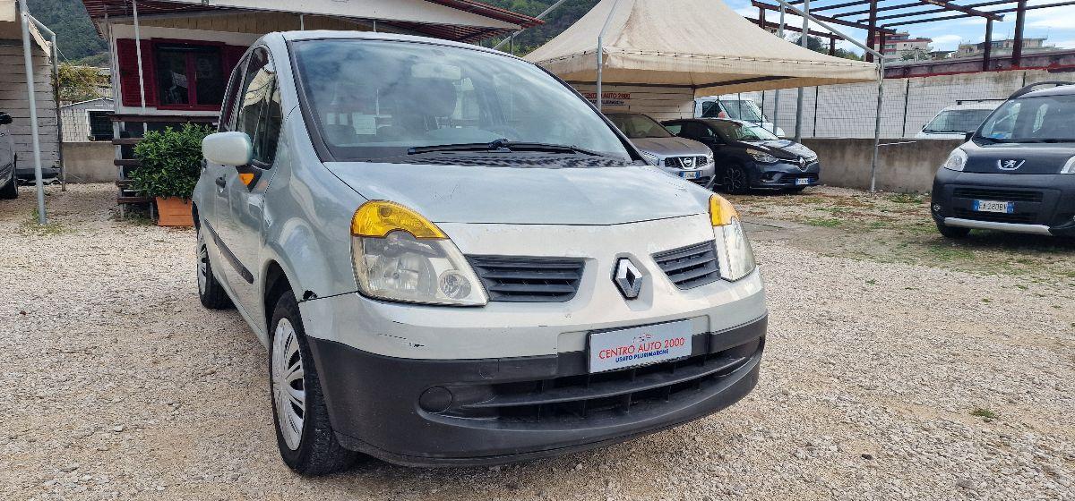 RENAULT Modus 1.2 16V Dynamique