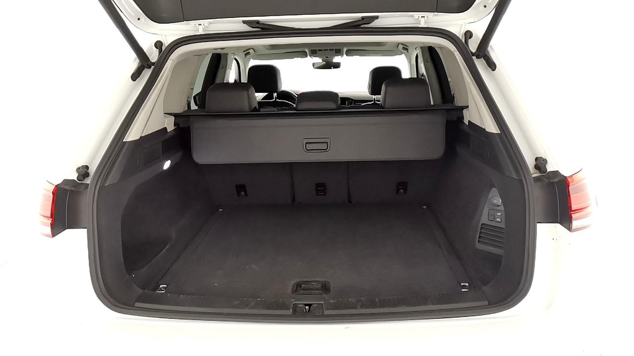 VOLKSWAGEN Touareg III 2018 - Touareg 3.0 V6 tdi Black Style 231cv tipt