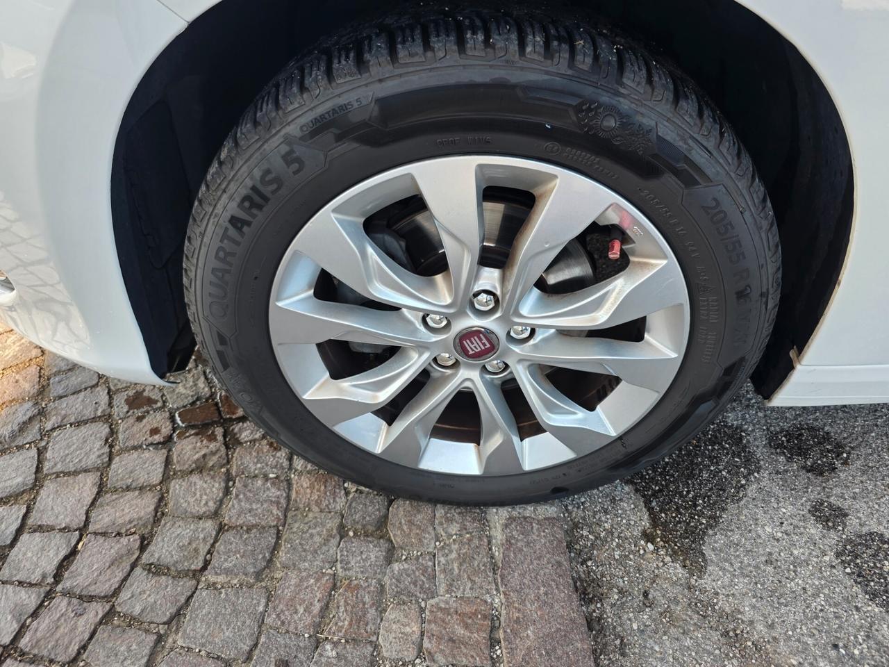 Fiat Tipo 1.6 Mjt S&S DCT SW S-Design con 180.000km
