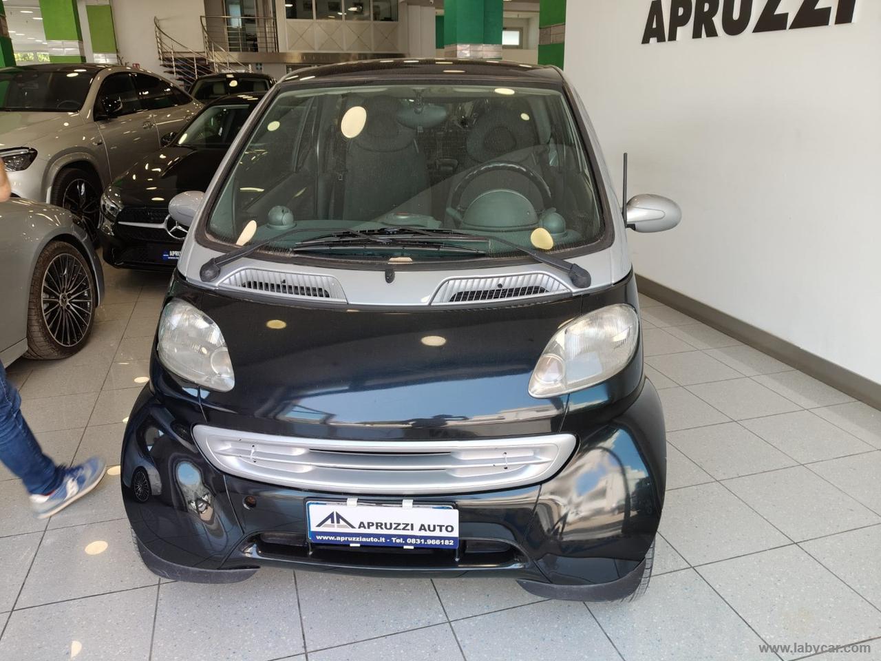 SMART fortwo coupé pure cdi