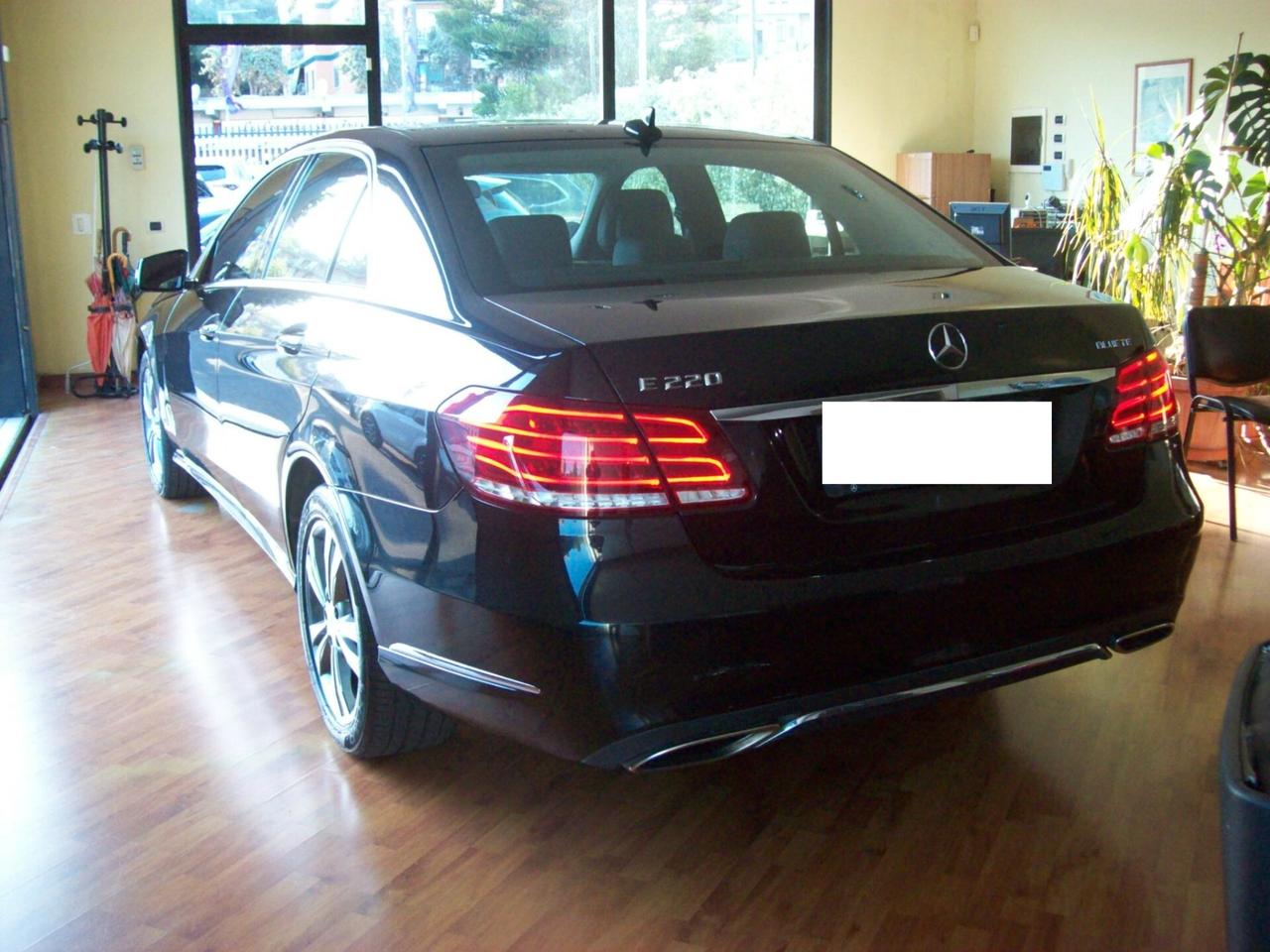 Mercedes-benz E 220 BlueTEC 4Matic Automatic Premium