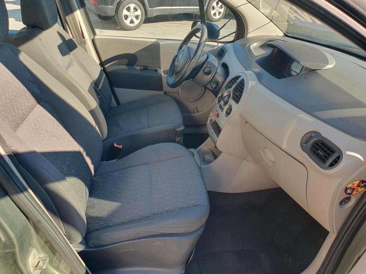 Renault Modus 1.2 16V Saint Tropez Neop 2005
