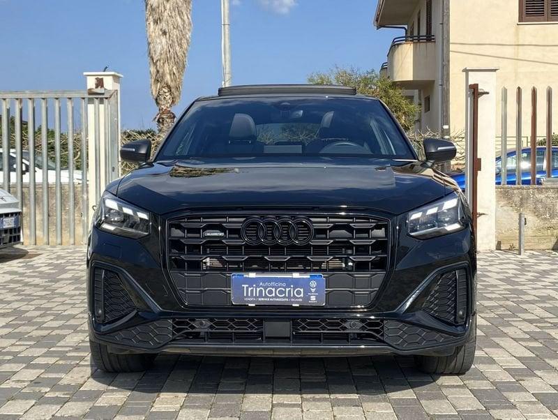 Audi Q2 S Line interno ed esterno 2.0 TDI 150CV S-Tronic quattro 35