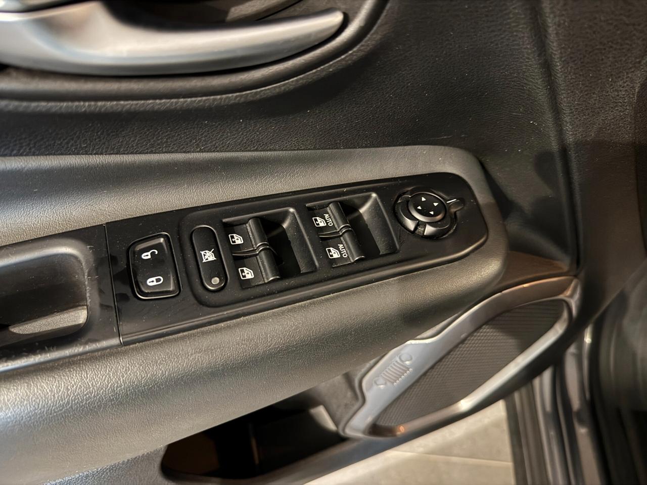 JEEP RENEGADE 1.6 MJT LIMITED 2022