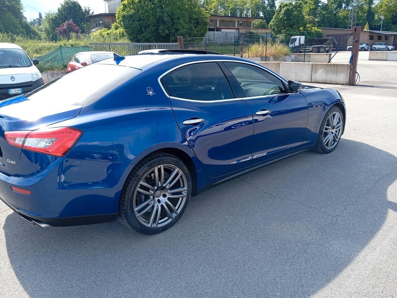 Maserati Ghibli V6 Diesel Gransport