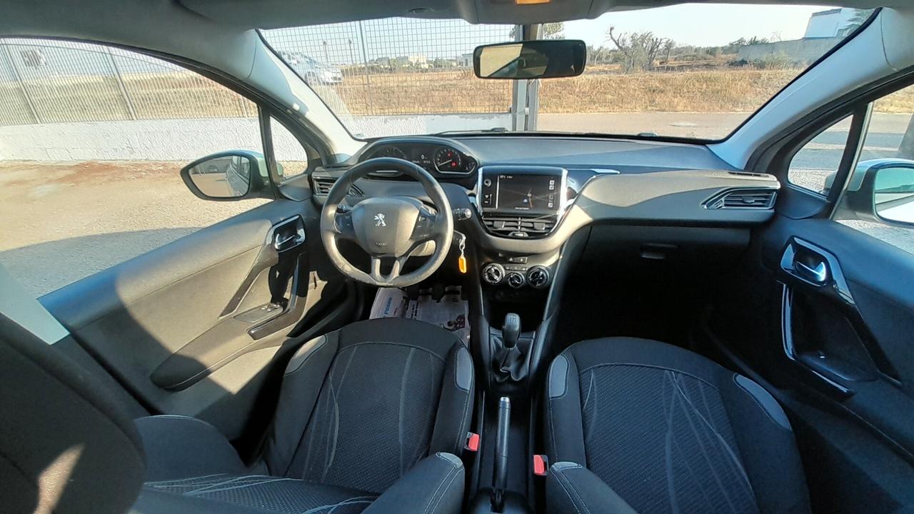 Peugeot 208 1.4 HDi 68 CV 5 porte Allure
