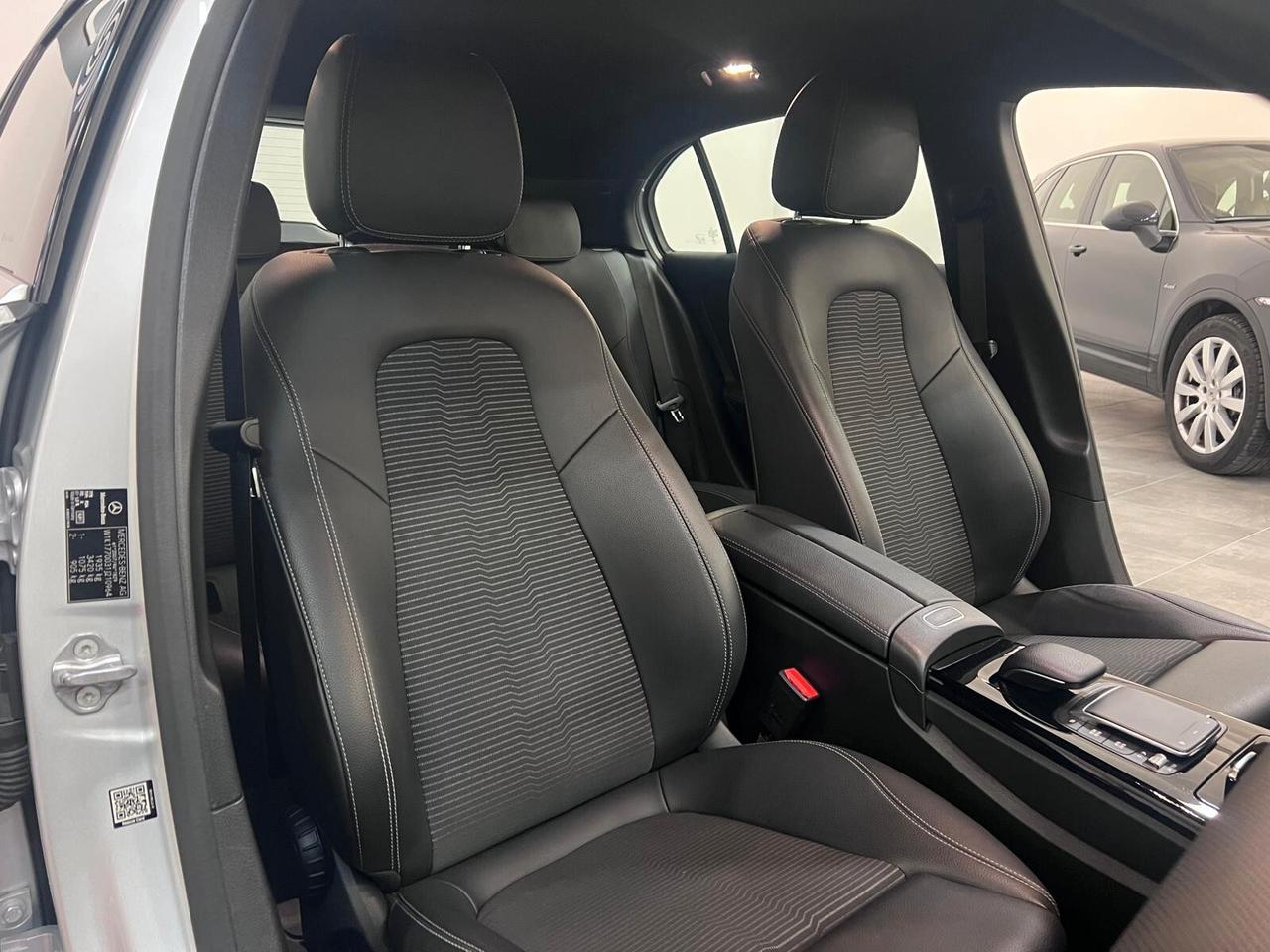 Mercedes-benz A 180d Automatic Business
