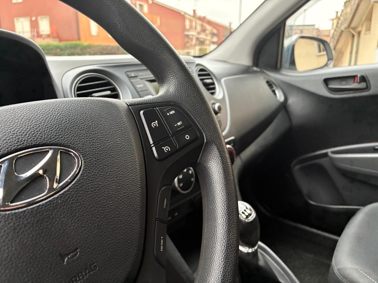 Hyundai i10 1.0 MPI Login