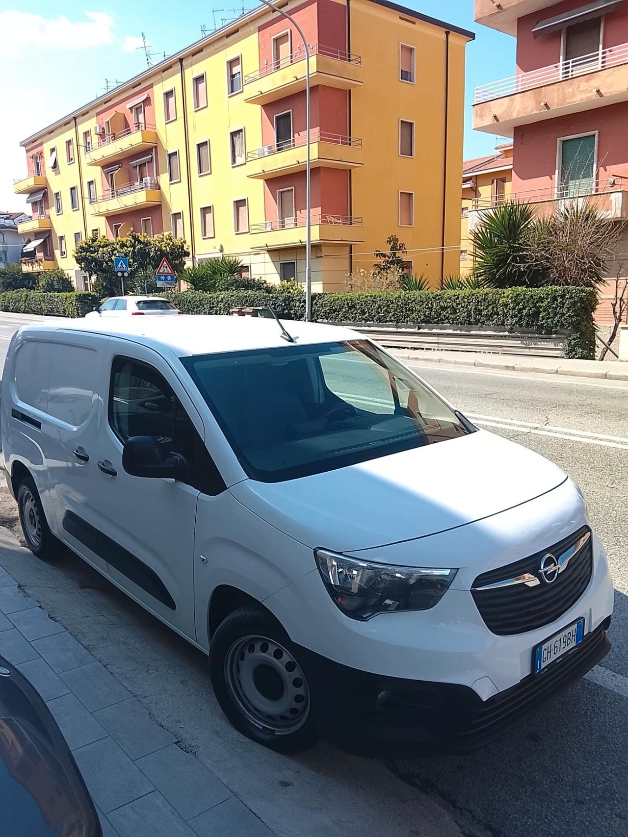 Opel Combo Cargo XL 1.5 Diesel 100CV PL 950kg Edition