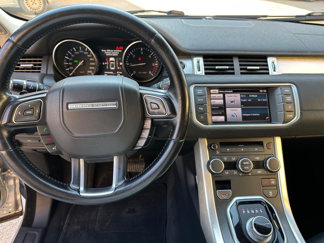 Land Rover Range Evoque 2.2 TD4 5p. Prestige 2/2014 KM 346090 CERT