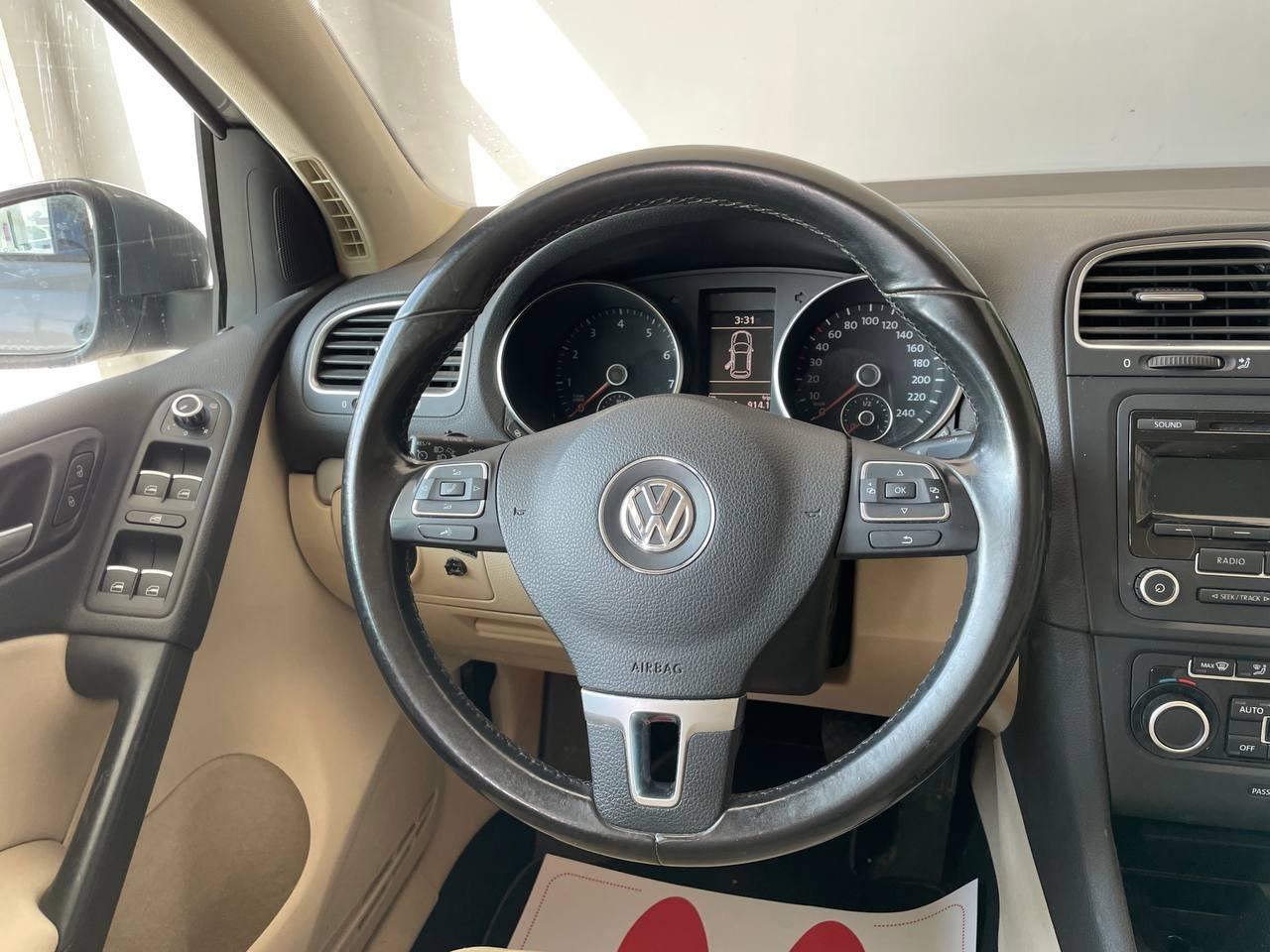 Volkswagen Golf VI - Interni in Alcantara
