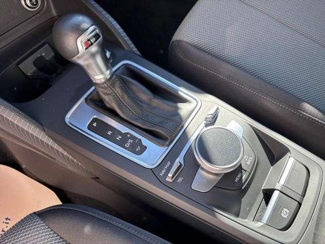 Audi Q2 30 TDI S tronic FULL LED-NAVI-18"